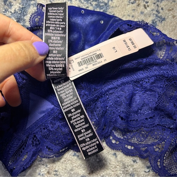 NWT Victoria’s Secret Blue Very Sexy Shine Logo Thong Size Large - Picture 6 of 6